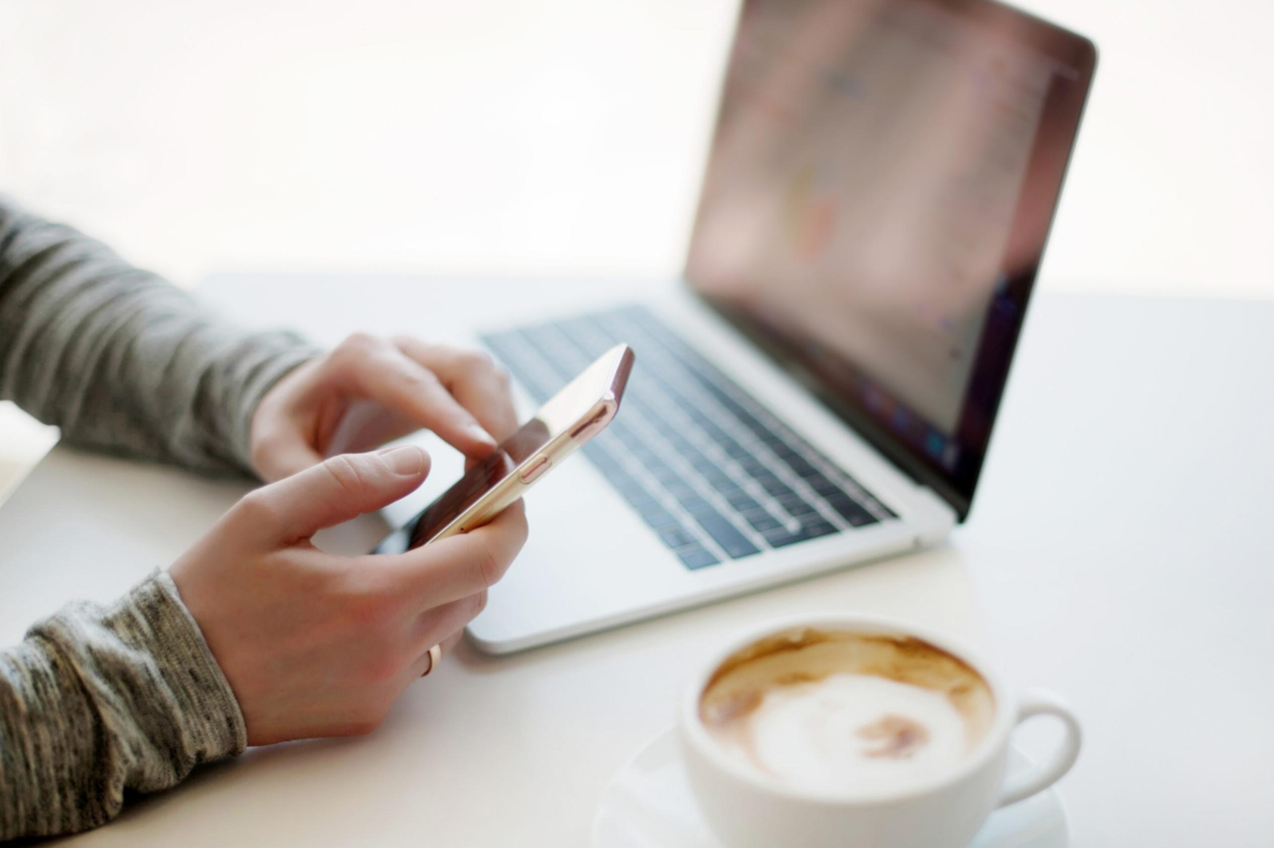 Materiale educaționale și ghiduri de bugetare organizate sistematic